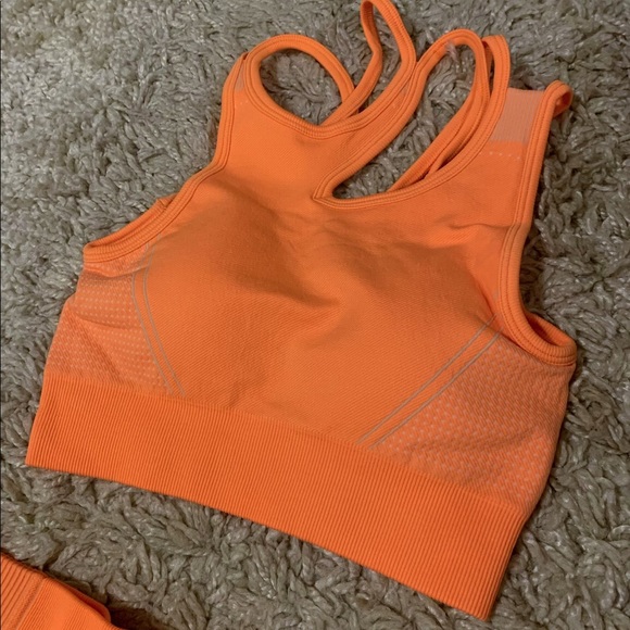 Ultra seamless orange yellow BRA + SHORTS SET 💛🧡 - Picture 6 of 6